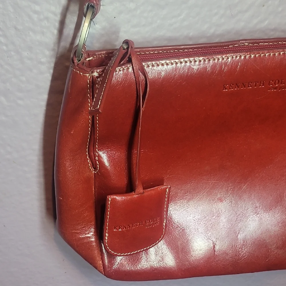 Red Leather Shoulder Bag - Picture 3 of 4